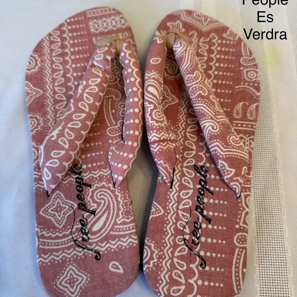 Free People Es Vedra Pink Sandals